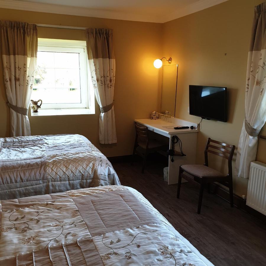 Cloghan Lodge Castleisland Exterior foto